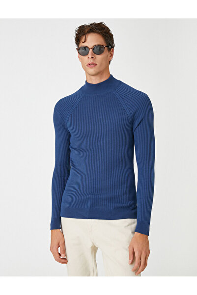 Koton Basic-Strickpullover mit halbem Rollkragen