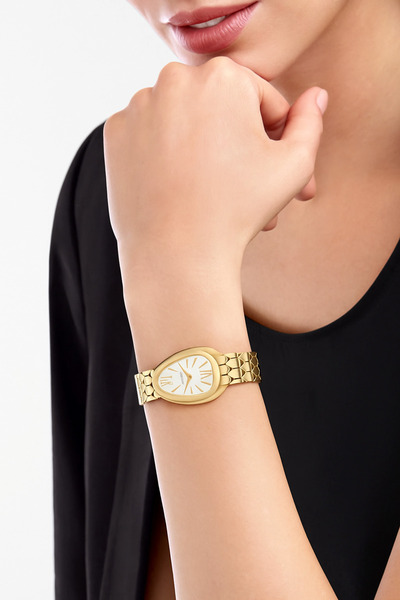 PW POLO WHITE ساعة اليد النسائية