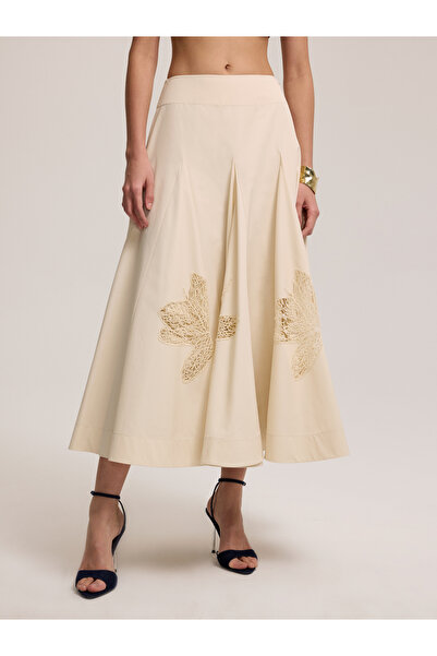 BAQA تنورة الجرس البيج