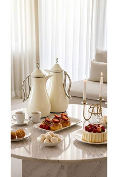 Generic A stylish and practical coffee and tea thermos set.