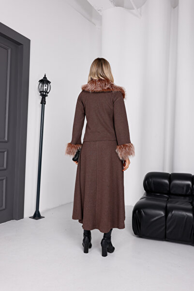 EsSo butik Gold Buttoned Collar and Cuffs, Fur Detailed Cardigan, Zero Sleeve Knitwear Dress, Two-Piece Set