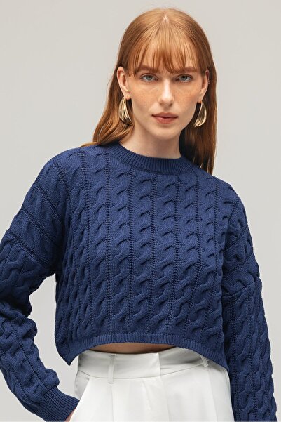 Saade Women's Hair Braid Detailed Crop Knit Sweater