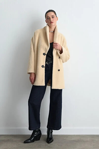 Gusto Shawl Collar Plush Coat - Beige