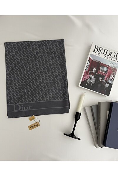 ALESYA SCARF شال صوف بنمط D