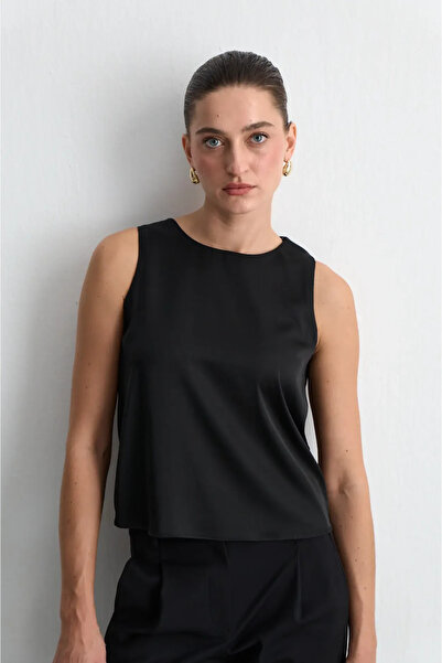 Gusto Thick Strap Satin Tank Top - Black