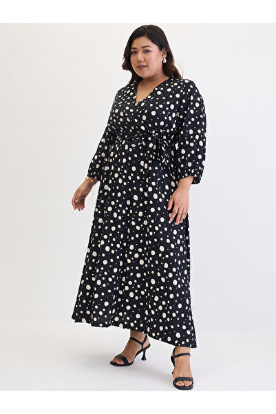Femmella By Styli Plus Size Black Spot Print Maxi Dress