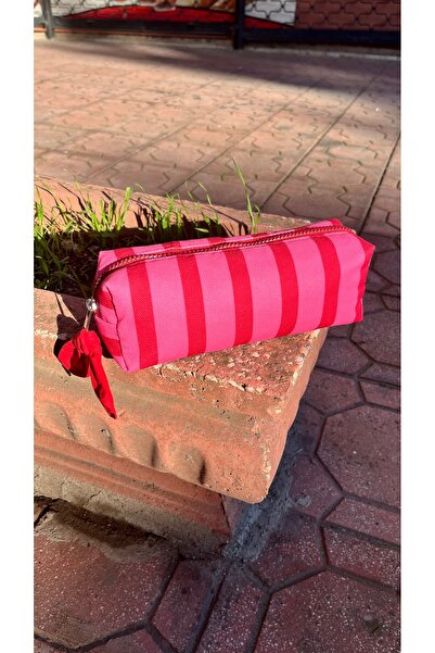 Yare Atelier Husă pentru creion din material textil cu un singur compartiment...