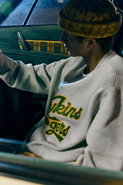 Pull & Bear Stranger Things sweatshirt