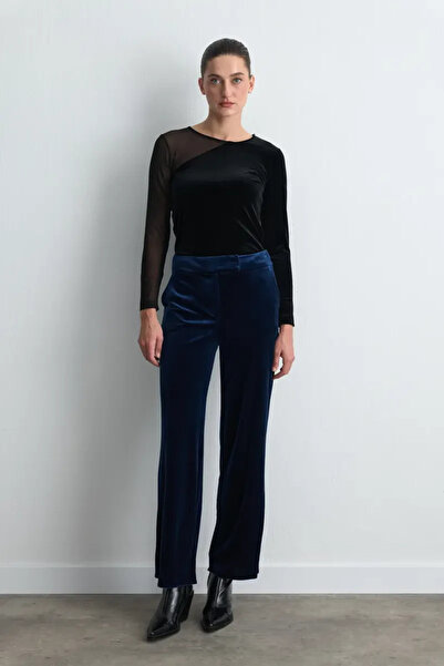 Gusto Pipe Leg Velvet Trousers - Navy Blue