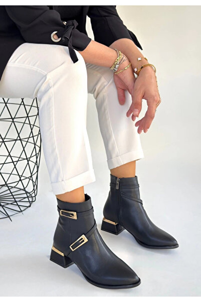 meSga butik Inay Black Leather Heeled Boots