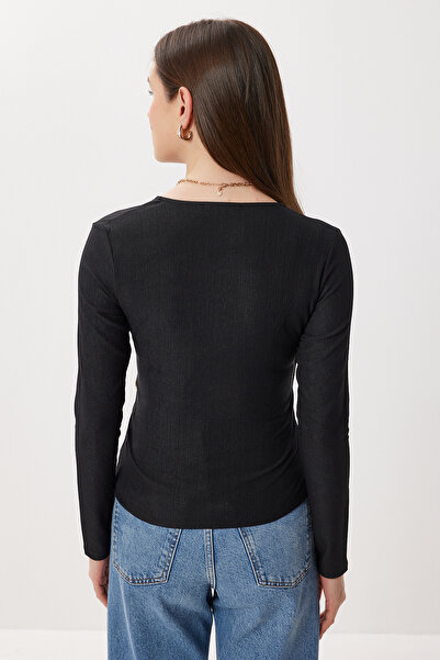 Lovelyİstanbul Double-Breasted Collar Gold Accessory Knitted Blouse Lfw0015 Black