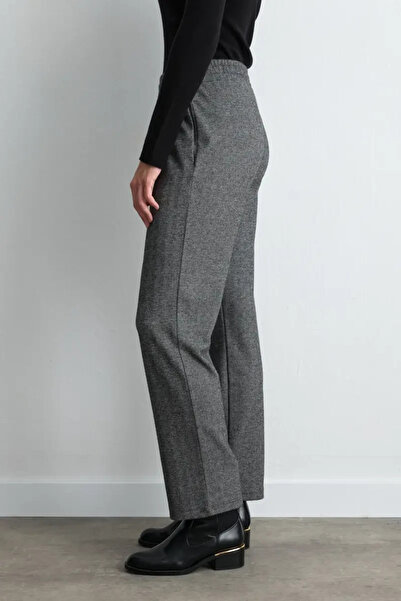 Gusto Herringbone Carrot Pants - Gray