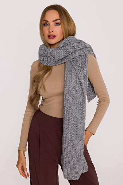 Made of Emotion M896 Long scarf made of soft yarn with a ribbed weave