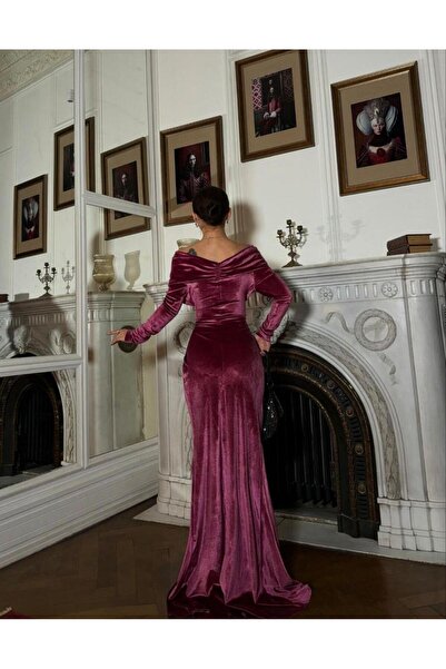 Modafeminen Βραδινό φόρεμα με λαιμόκοψη και βελούδο 582273 GÜLKURUSU