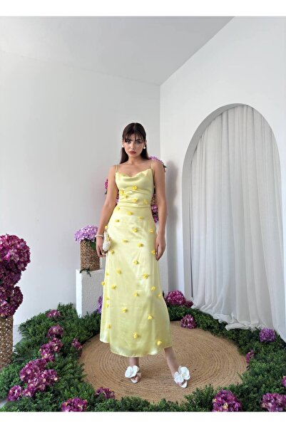 EtikaOnline Saten Askılı Tasarım Çiçek Detay Elbise