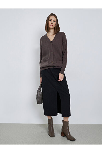 Styli Brown Oversized Knit Buttoned Cardigan