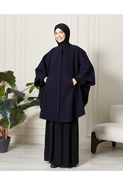 Lady Hilye SEYYAR KAPİŞONLU PANÇO