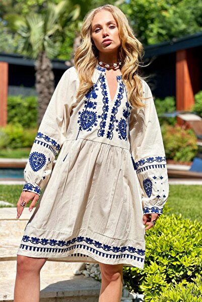 Trend Alaçatı Stili Γυναικείο φόρεμα από ακατέργαστο λινό V-λαιμόκοψη - ALC-X12419