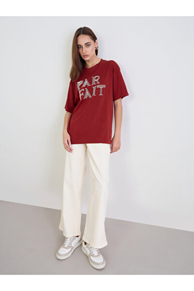 Styli Red Slogan Print Oversized T-Shirt