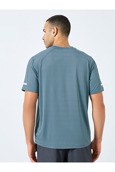 Styli Regular Fit Side Placement Print Detailing Athleisure T-Shirt