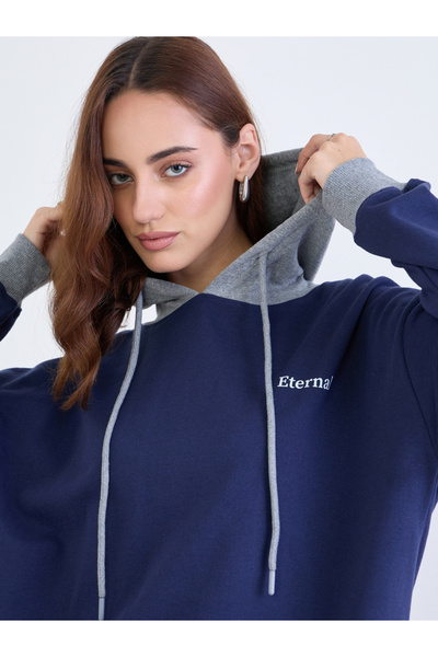 Styli Women Blue Color Block Longline Oversized Hoodie