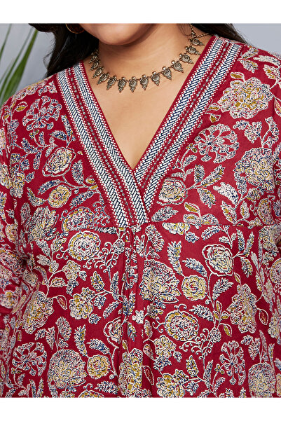 Globus By Styli Plus Size Maroon Floral Print Workwear Kurta