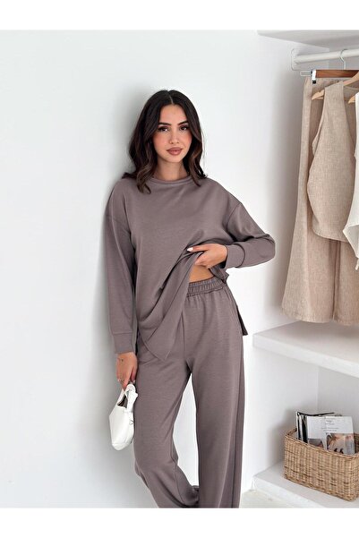 KaraAS 0YSH0 طقم ملابس رياضية بياقة دائرية