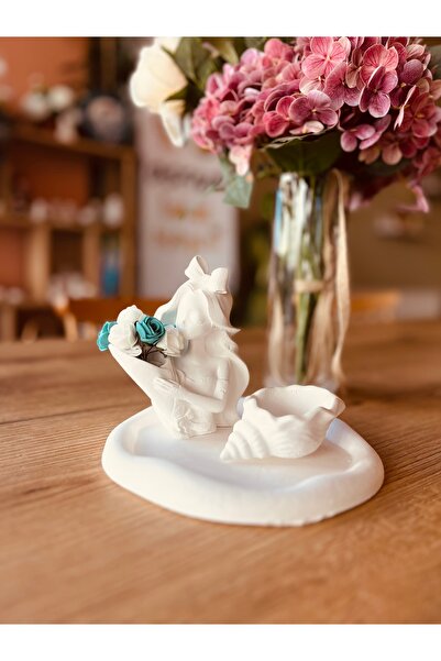 Defne Çiçekçi Kız Hediyelik Biblo