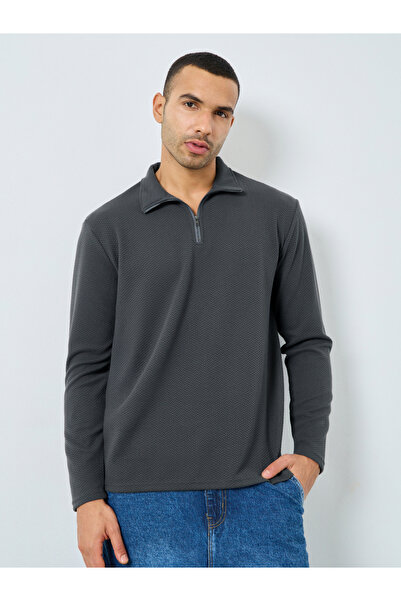 Styli Charcoal Pebble Textured Relaxed Fit Sweatshirt