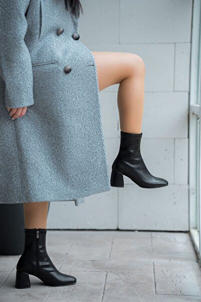 DİVANYA Kadın Topuklu Bot Küt Burun Yandan Fermuarlı