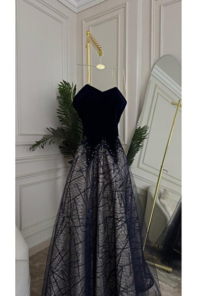 FAKHM AL SAWAR Luxurious winter dress