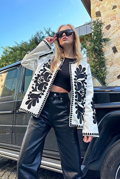 Trend Alaçatı Stili Női Ekrü bélésű, hímzett dzseki ALC-X11226