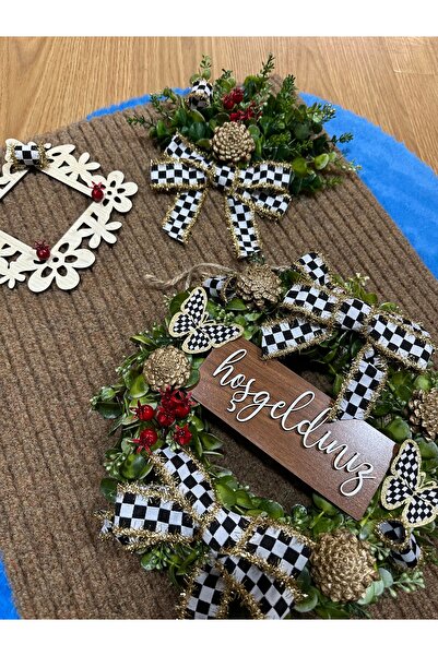 Marrone New Year Special Set with Cinnamon Door Ornament, Doormat, Basket, Socket Frame, Wreath, Tree 100*50 cm