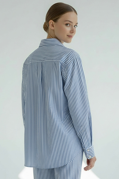 Allyco Cămașă albastră obișnuită cu mânecă lungă și buzunare cu dungi