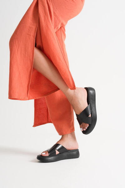 TRENDELLA Fayn Black Genuine Leather Slippers