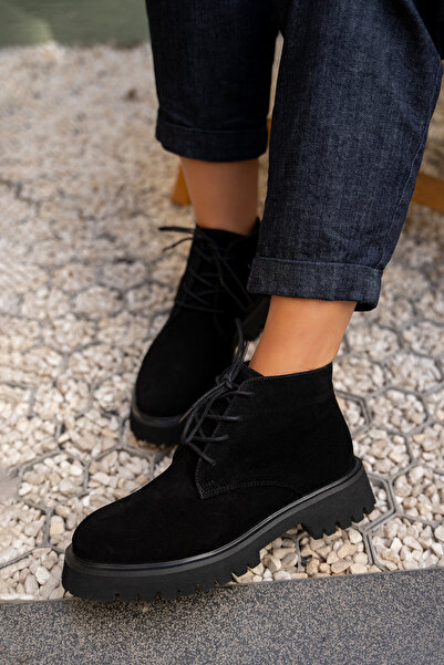 LAMİNTA Plato Black Suede Lace-Up Short Boots