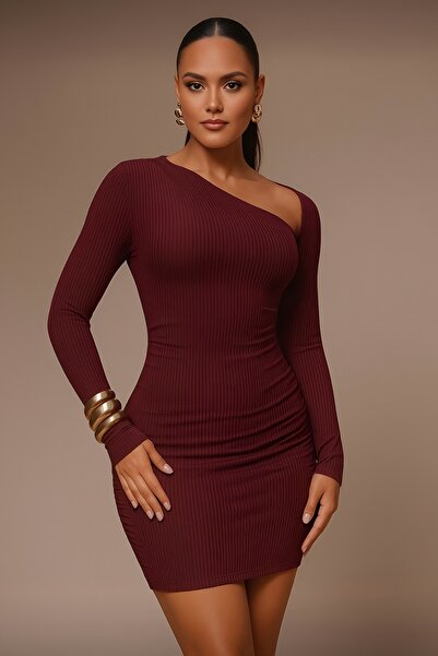 Maly Love Bordo Tek Omuz Uzun Kollu Mini Elbise – Şık ve Vücuda Oturan Model
