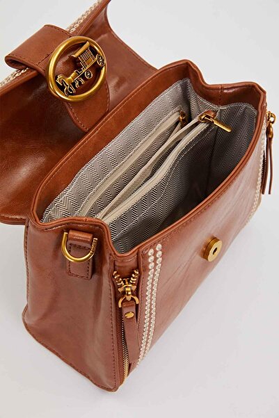 Levidor Authentic Phaeton Metal Logo and Embroidery Detailed Medium Size Women's Hand and Shoulder Bag Lv930574 Camel