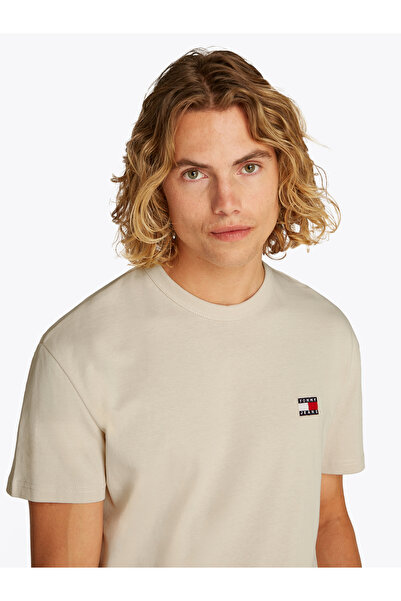 Tommy Hilfiger Men Newsprint Regular Fit Badge Crew Neck T-Shirt