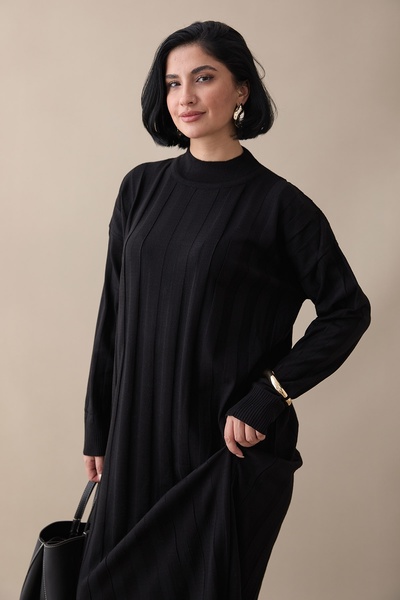 InStyle κοτλέ Μαύρο πλεκτό φόρεμα με ίσιο μανίκι