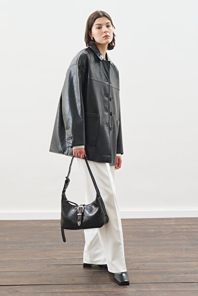 Manuka Classic Cut Leather Jacket Black