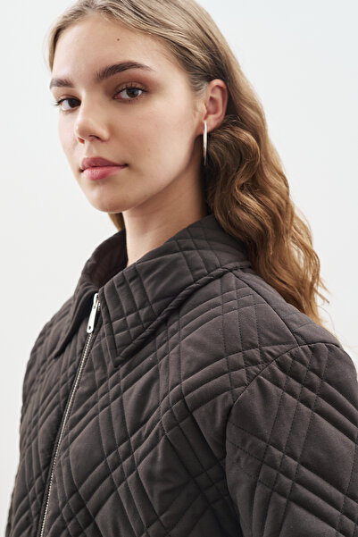 Manuka Черно капитонирано палто с бухнали ръкави