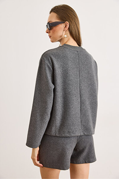 Olalook Women's Smoked Collar Detailed Fleece-Lined Flowy Thessaloniki Blouse Blz-19003167