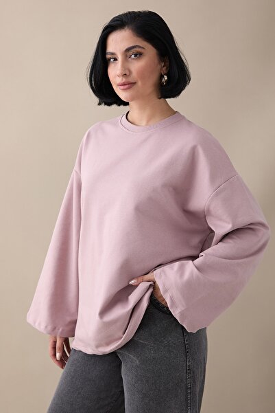 InStyle Огромна блуза с широки ръкави и розови листенца