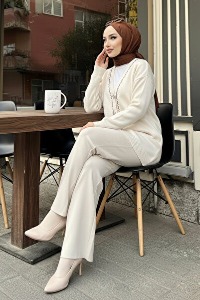 H&E LUXURY DESIGN Striped Detail Knitwear Jacket Set