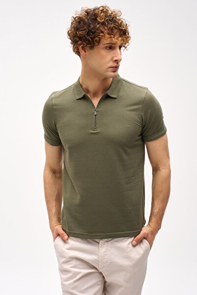 İgs تي شيرت أخضر فاتح قصة ضيقة ذو قصة ضيقة وياقة بولو وأكمام قصيرة عادية