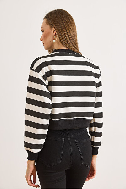 Olalook Women's Black and White Striped Fleece-Lined Crop Sweatshirt Swt-19000775