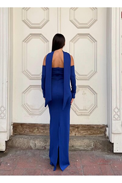 Modafeminen Scuba stretch fabric embroidered scarf detail fish tail evening dress 583340 saks