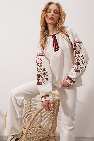 Trend Alaçatı Stili Γυναικεία μανίκια λευκού γιακά με κέντημα με κορδόνια υπερμεγέθη λινή μπλούζα ALC-X9905