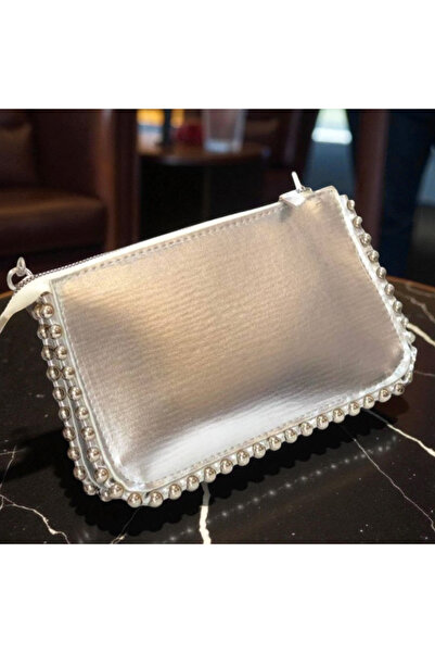 wikidayss Women's Studded Chain Strap Crossbody Bag